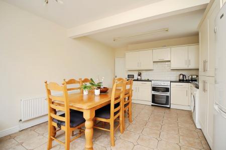 2 bedroom Semi-detached bungalow for sale in Alexandra Street, Thurmaston, LE4