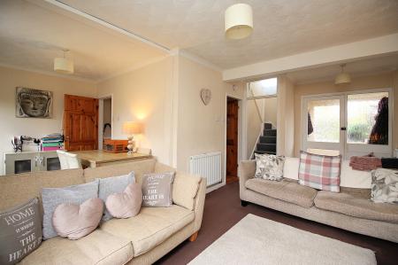 3 bedroom Terraced House for sale in Archers Green, East Goscote, LE7