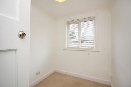 3 bedroom Semi-detached house for sale in Barkby Road, Syston, LE7