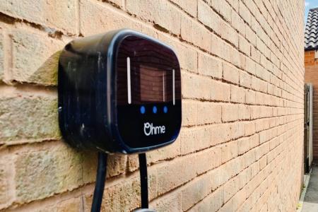 3 bedroom Semi-detached house for sale in Barr Road, Syston, LE7