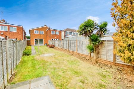 3 bedroom Semi-detached house for sale in Beacon Avenue, Thurmaston, LE4