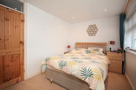 3 bedroom Semi-detached house for sale in Extended Home - Beech Drive, Syston, LE7