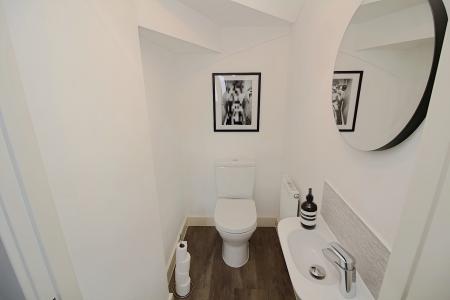 4 bedroom Detached house for sale in Boonton Meadows Way, Queniborough, LE7