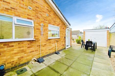 2 bedroom Semi-detached bungalow for sale in Bracken Dale, East Goscote, LE7