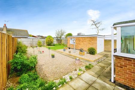 2 bedroom Semi-detached bungalow for sale in Bracken Dale, East Goscote, LE7