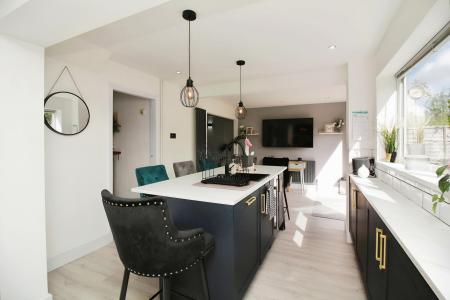 3 bedroom Detached house for sale in Broome Avenue, East Goscote, LE7