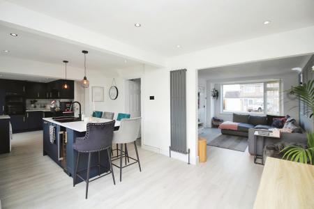 3 bedroom Detached house for sale in Broome Avenue, East Goscote, LE7