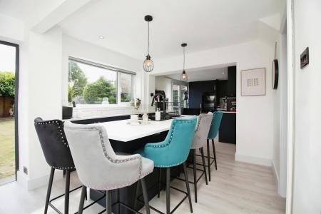 3 bedroom Detached house for sale in Broome Avenue, East Goscote, LE7