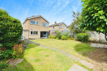 3 bedroom Detached house for sale in Broome Avenue, East Goscote, LE7