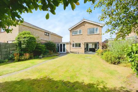 3 bedroom Detached house for sale in Broome Avenue, East Goscote, LE7