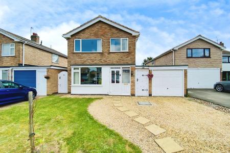 3 bedroom Detached house for sale in Broome Avenue, East Goscote, LE7