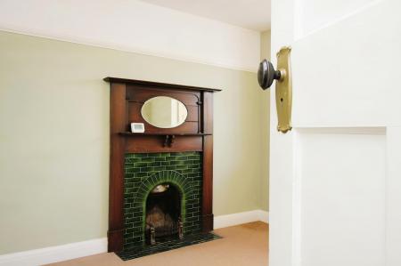 2 bedroom Semi-detached bungalow for sale in Central Avenue, Syston, LE7