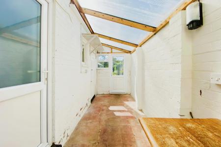 2 bedroom Semi-detached bungalow for sale in Central Avenue, Syston, LE7