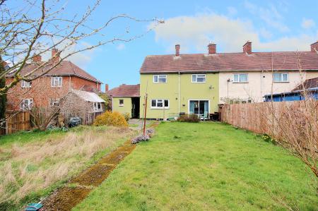 3 bedroom End of terrace house for sale in Central Avenue, Syston, LE7