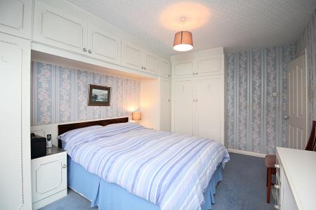 3 bedroom Semi-detached house for sale in Charnwood Avenue, Thurmaston, LE4