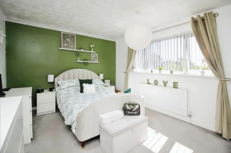 3 bedroom Semi-detached house for sale in Church Hill Road, Thurmaston, LE4