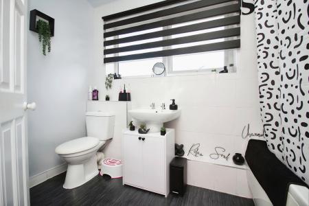 3 bedroom Semi-detached house for sale in Church Hill Road, Thurmaston, LE4