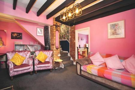 3 bedroom Semi-detached house for sale in Characterful Semi Detached Home on Church Lane, Thurmaston