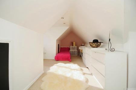 5 bedroom Detached bungalow for sale in Colby Drive, Thurmaston, LE4