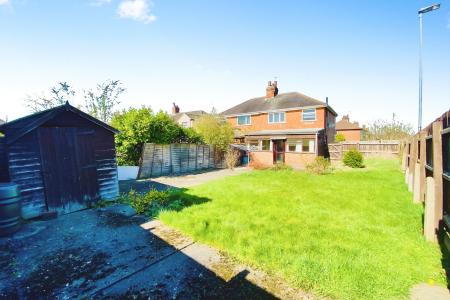 3 bedroom Semi-detached house for sale in Colindale Avenue, Birstall, LE4