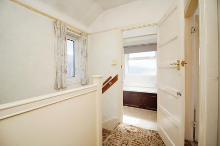 3 bedroom Semi-detached house for sale in Colindale Avenue, Birstall, LE4