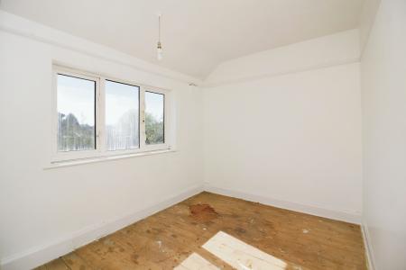 3 bedroom Semi-detached house for sale in Colindale Avenue, Birstall, LE4