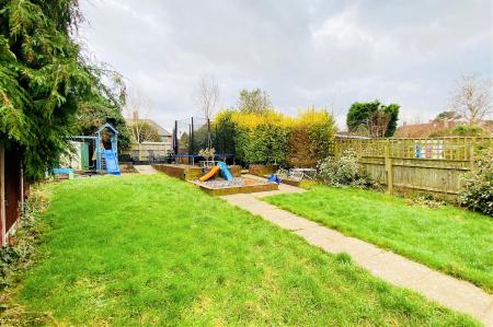 3 bedroom Semi-detached house for sale in Copeland Road, Birstall, LE4 3AA