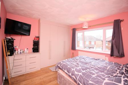 3 bedroom Semi-detached house for sale in Copeland Road, Birstall, LE4 3AA