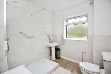 4 bedroom Detached house for sale in Coppice Court, Thurmaston, LE4