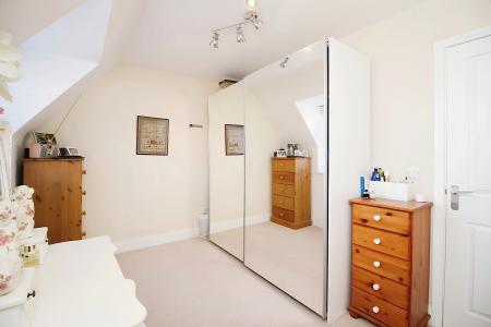 4 bedroom Detached house for sale in Cordelia Drive, Birstall, LE4