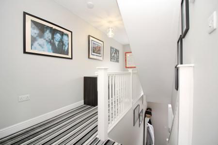 3 bedroom Town house for sale in Courtyard Close, Syston, LE7