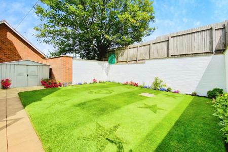 3 bedroom Town house for sale in Courtyard Close, Syston, LE7