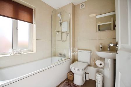 3 bedroom Detached house for sale in Courtyard Close, Syston, LE7