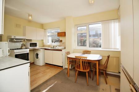 2 bedroom Semi-detached house for sale in Dalley Close, Syston, LE7