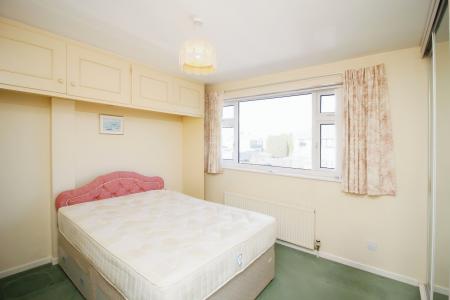 2 bedroom Semi-detached house for sale in Dalley Close, Syston, LE7