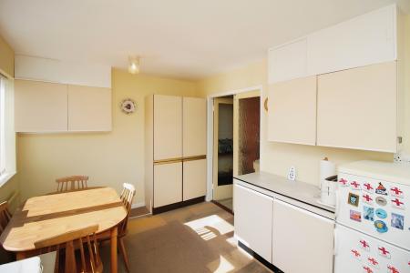 2 bedroom Semi-detached house for sale in Dalley Close, Syston, LE7