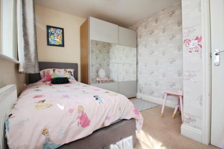 4 bedroom Detached house for sale in Dent Drive, Thurmaston, LE4