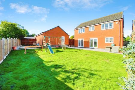 Dent Drive, Thurmaston, LE4