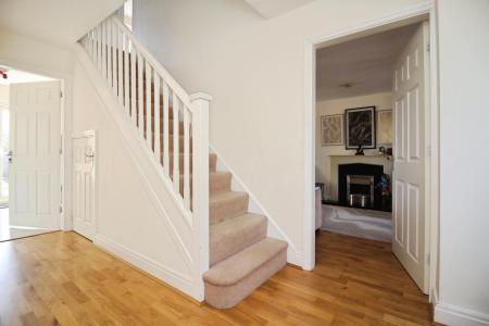 4 bedroom Detached house for sale in Dent Drive, Thurmaston, LE4