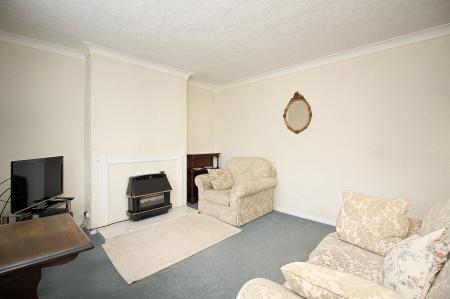 3 bedroom End of terrace house for sale in East Avenue, Syston, LE7