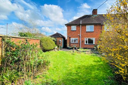 3 bedroom End of terrace house for sale in East Avenue, Syston, LE7