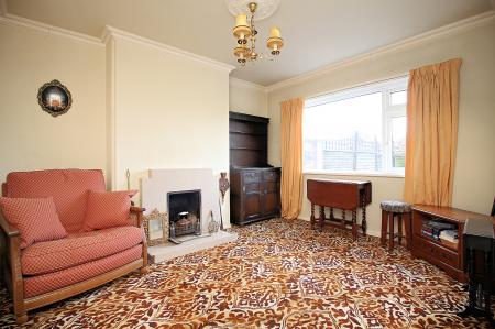 3 bedroom End of terrace house for sale in East Avenue, Syston, LE7