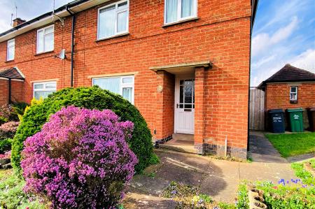 3 bedroom End of terrace house for sale in East Avenue, Syston, LE7