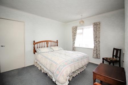 3 bedroom End of terrace house for sale in East Avenue, Syston, LE7