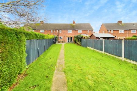 3 bedroom Terraced House for sale in East Avenue, Syston, LE7