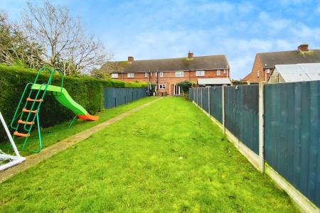 3 bedroom Terraced House for sale in East Avenue, Syston, LE7