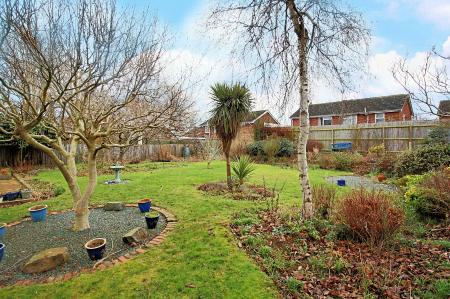 4 bedroom Detached bungalow for sale in Eastfield road, Thurmaston, LE4