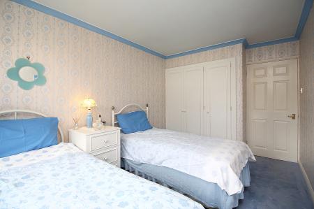 4 bedroom Detached bungalow for sale in Eastfield road, Thurmaston, LE4