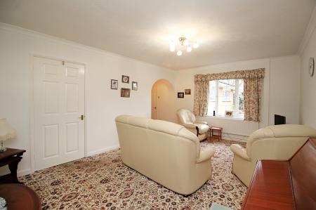 4 bedroom Detached bungalow for sale in Eastfield road, Thurmaston, LE4