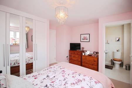 4 bedroom Town house for sale in Empingham Drive, Syston, LE7